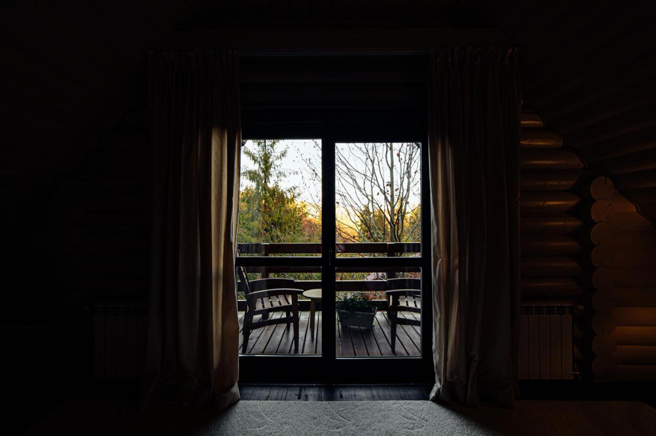 Chalet Melodiyagir Pilipets ภายนอก รูปภาพ