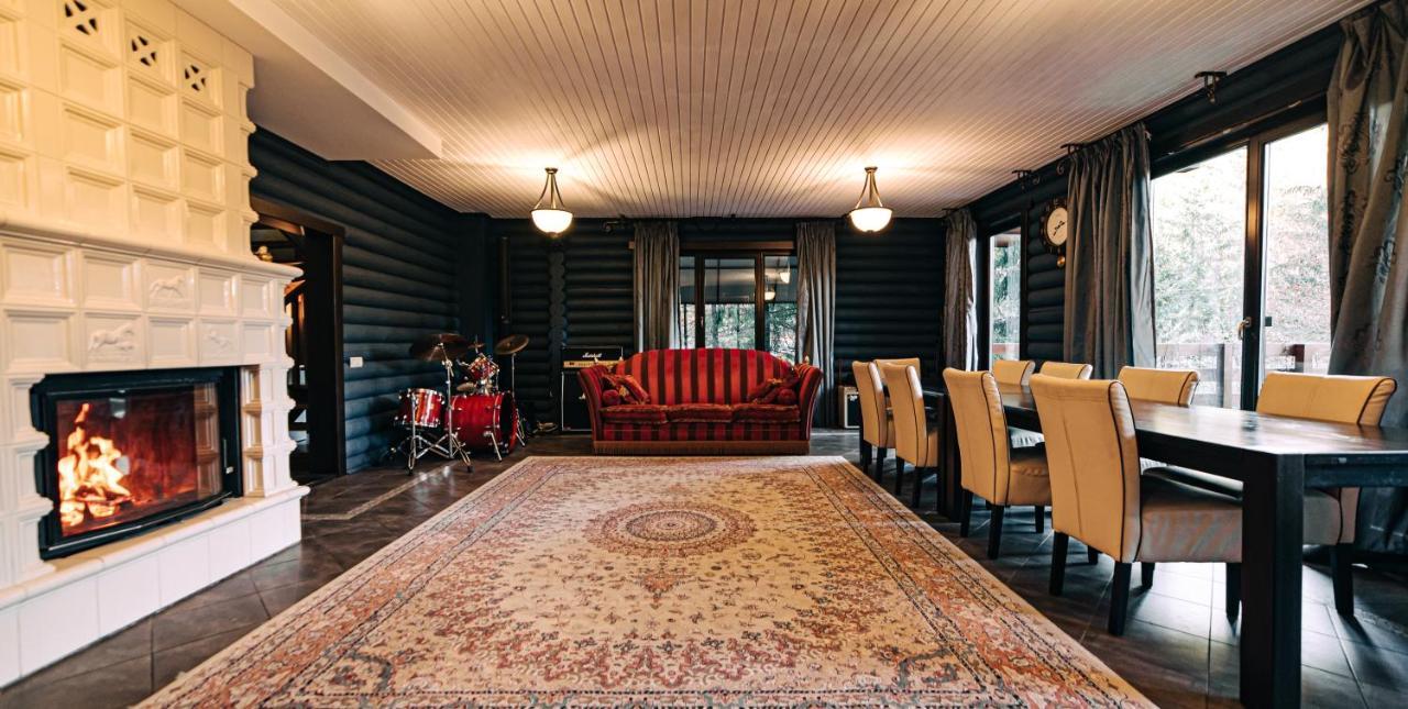 Chalet Melodiyagir Pilipets ภายนอก รูปภาพ